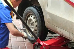 鹤城区附近拖车24小时服务热线电话