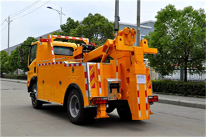 鹤城区高速路拖车费