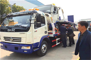 鹤城区汽车道路救援拖车价格